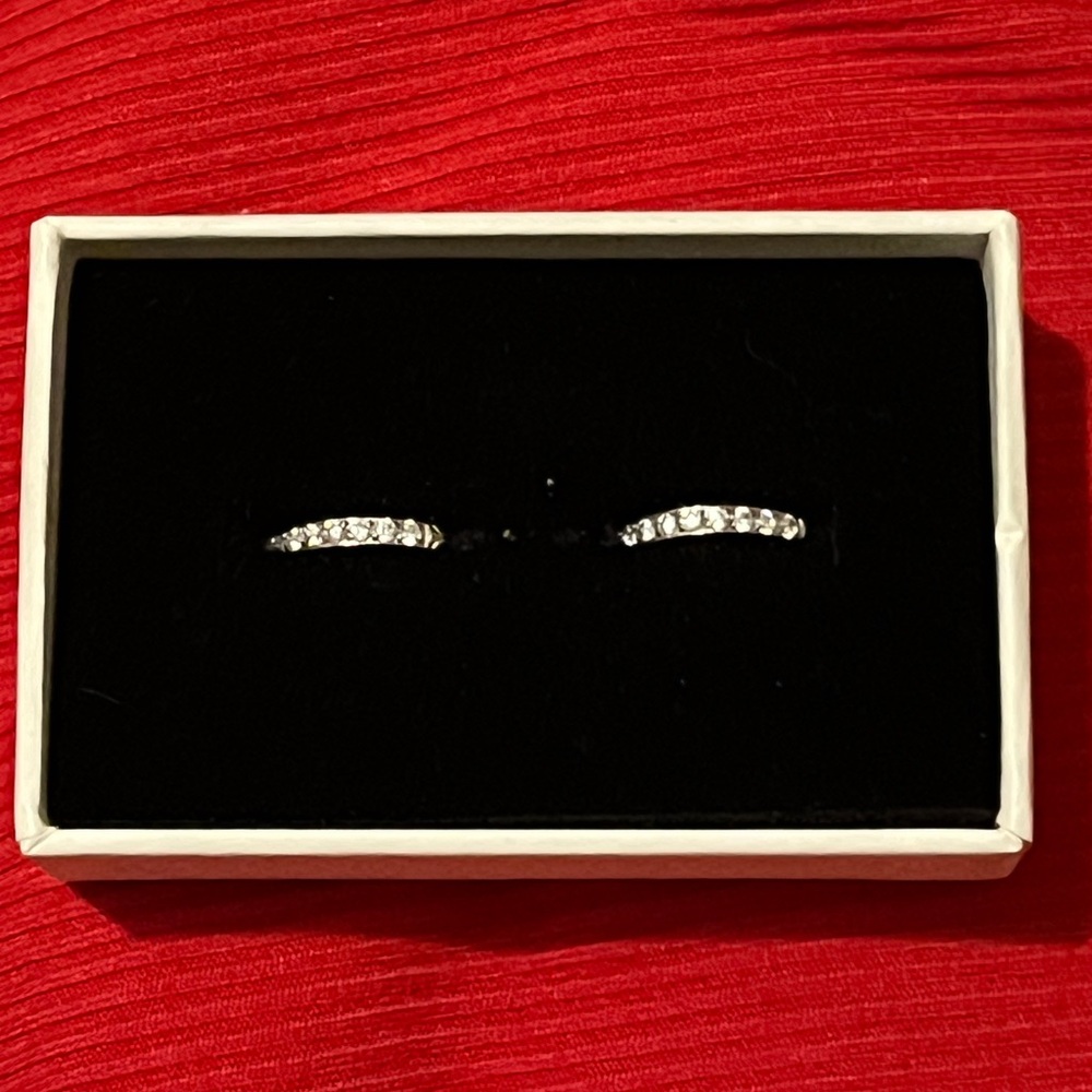 Maison Miru Silver Elegant Silver Tone Earrings - Picture 12 of 17